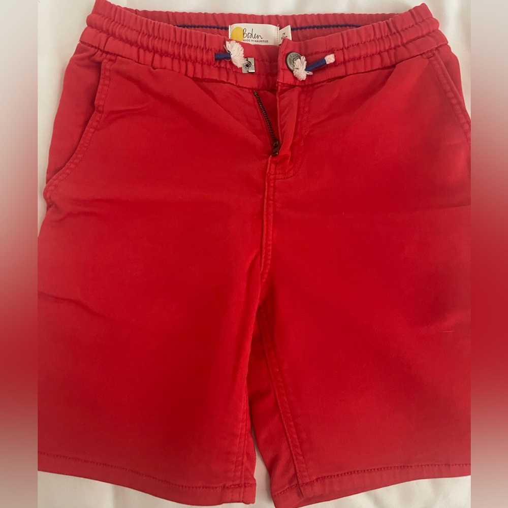 Boys boden shorts size 7. Used once